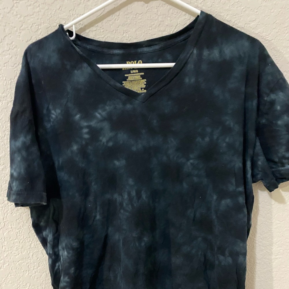 men’s tee shirt